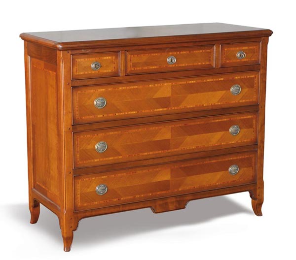 Chest of drawers in cherry with details finished