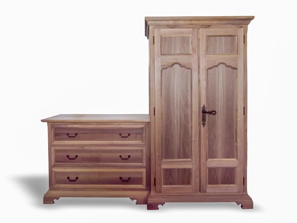 Combination 1 closet and dresser